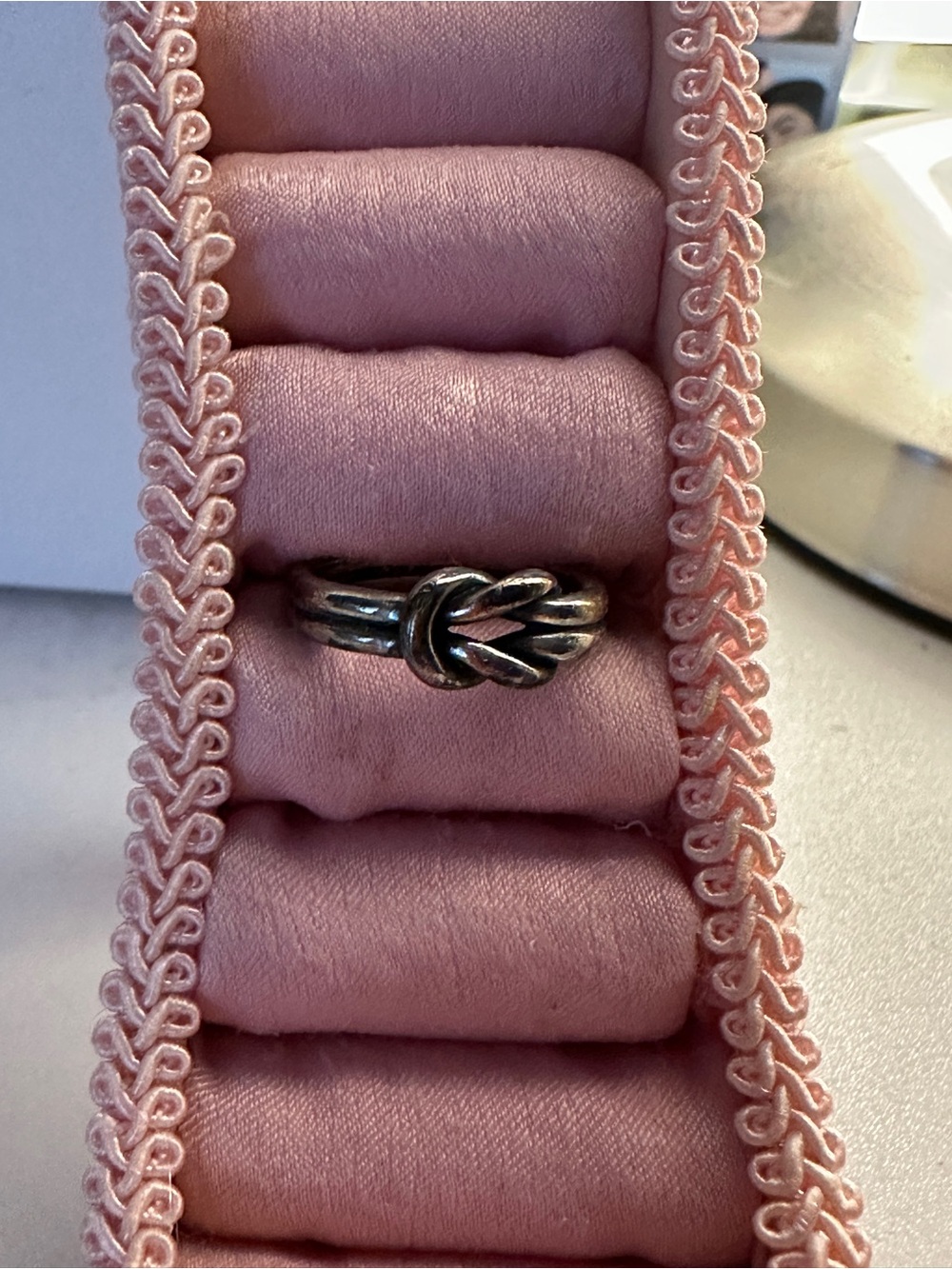 James Avery Silver Knot Ring Size 6 - Women's Ring